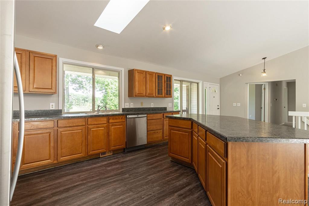 10023 Fish Lake Road Holly, MI 48442 - Photo 6 of 23