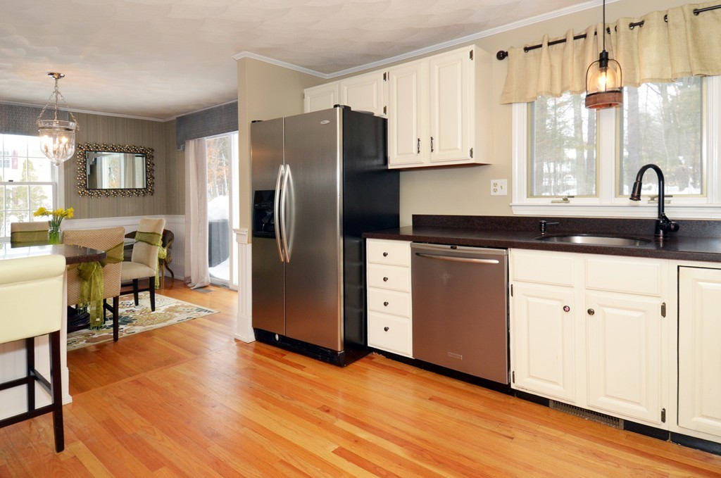 93 Concord Road Dracut, MA 01826 - Photo 8 of 30 Gallery Image 8