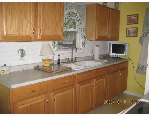 55 Colony Road East Providence, RI 02915 - Photo 6 of 11 Kitchen.