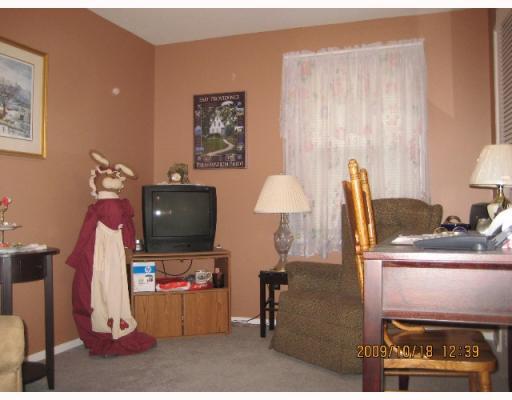 55 Colony Road East Providence, RI 02915 - Photo 8 of 11 Bedroom.