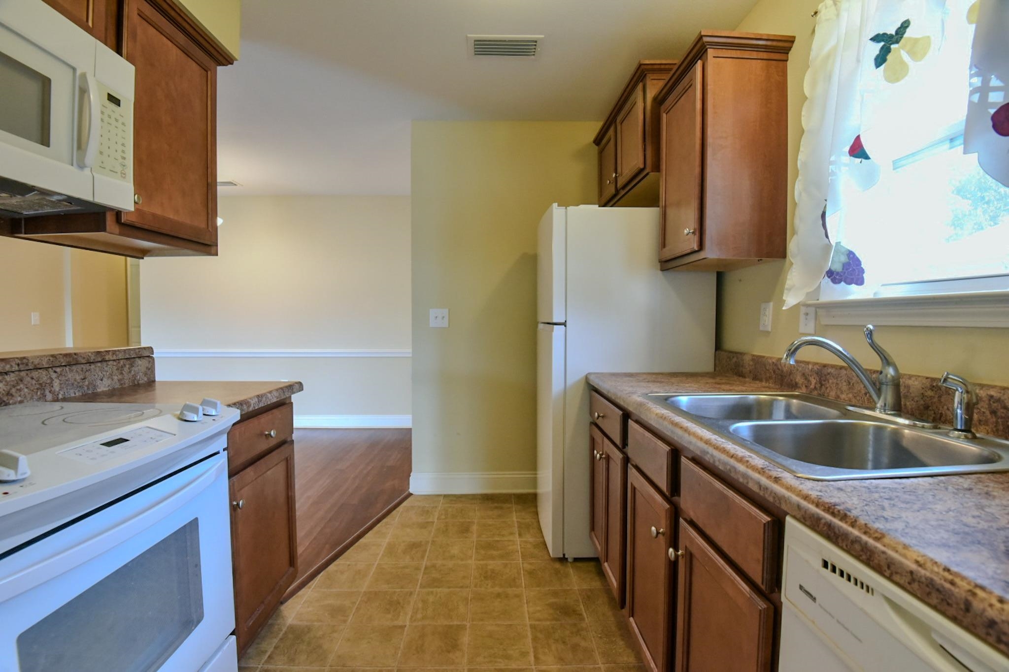 1562 Majesty Loop Foley, AL 36535 - Photo 11 of 21
