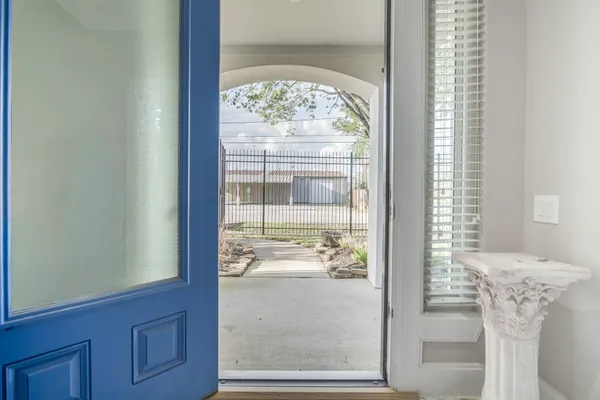 $3,900 | 4701 Inker Street, Houston, TX 77007
