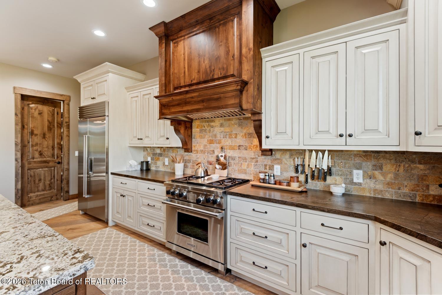 29 White Point Road Cora, WY 82925 - Photo 28 of 102 Kitchen