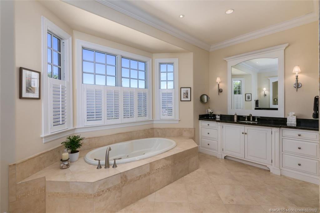 5914 Southeast Horseshoe Point Road Stuart, FL 34997 - Photo 32 of 93 Gallery Image 32