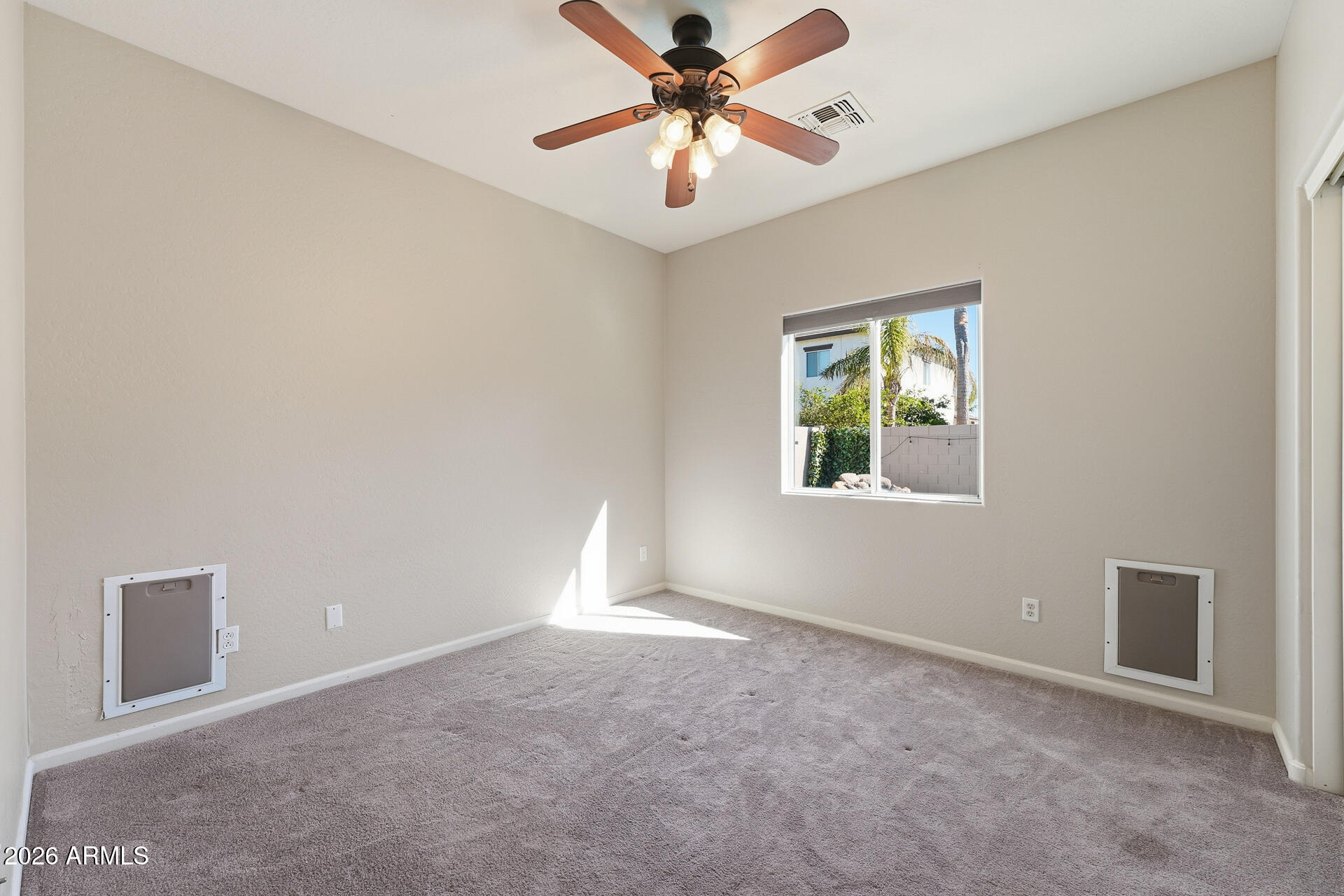 3273 East Fairview Street Gilbert, AZ 85295 - Photo 19 of 37 a view of a window in a room