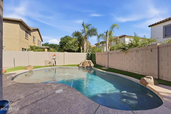 $695,000 | 3273 East Fairview Street, Gilbert, AZ 85295