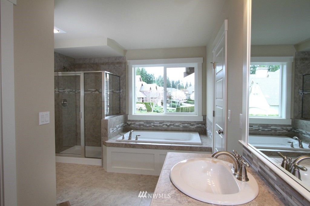 21114 35th Drive Southeast Bothell, WA 98021 - Photo 12 of 20 Gallery Image 12