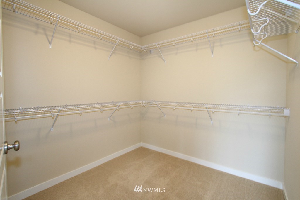 21114 35th Drive Southeast Bothell, WA 98021 - Photo 14 of 20 Gallery Image 14