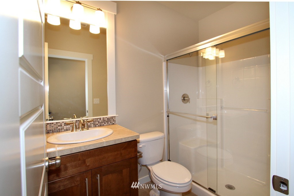 21114 35th Drive Southeast Bothell, WA 98021 - Photo 18 of 20 Gallery Image 18