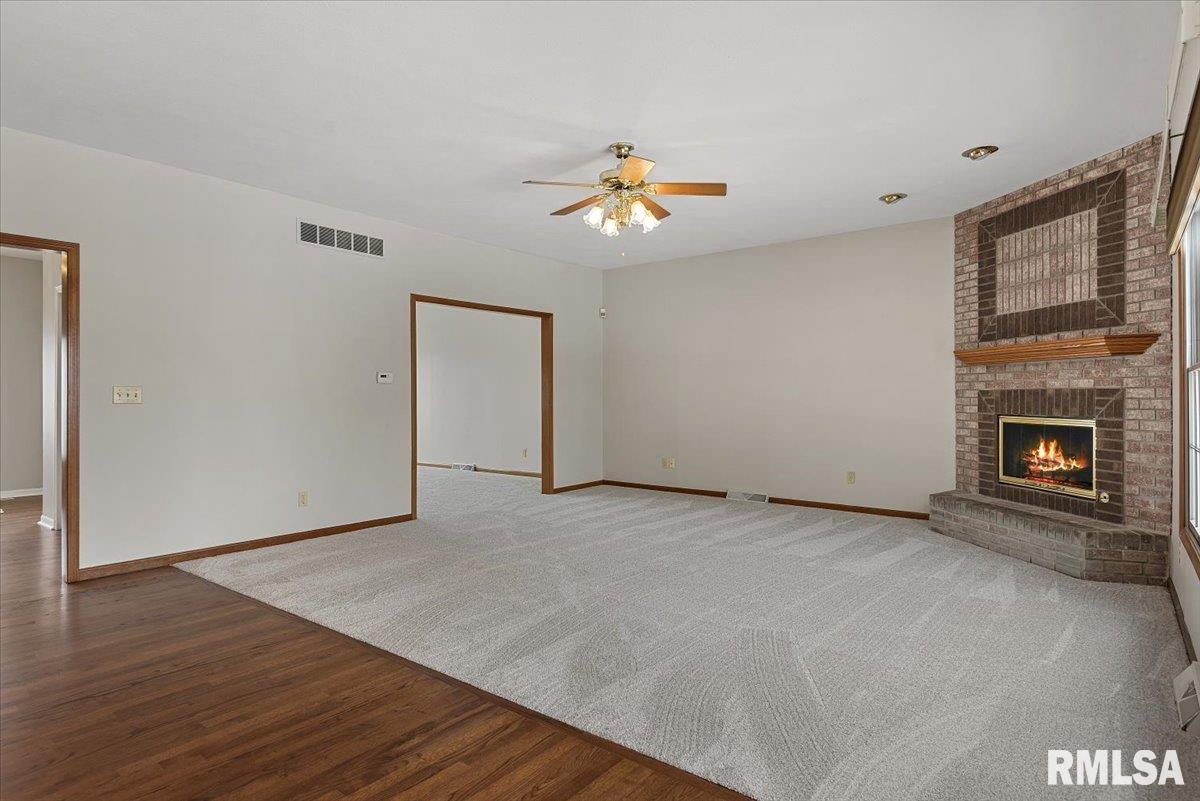 6401 Raintree Place Springfield, IL 62712 - Photo 12 of 58