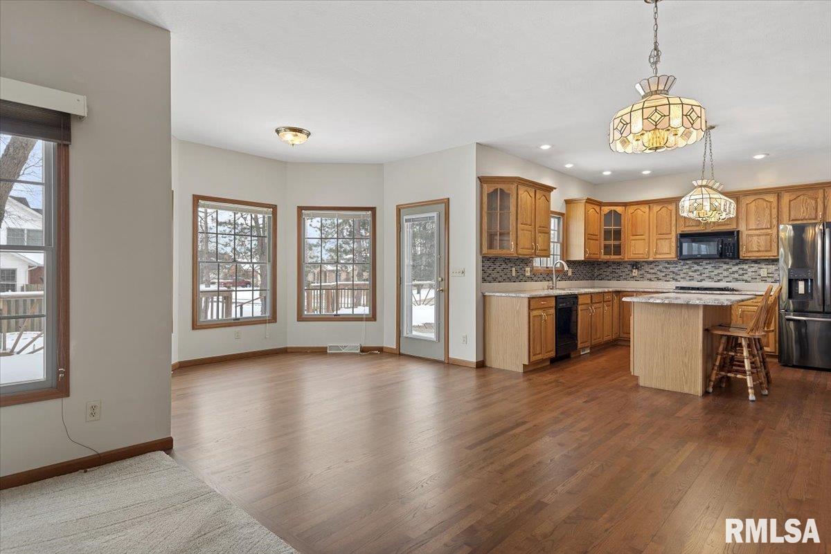 6401 Raintree Place Springfield, IL 62712 - Photo 14 of 58