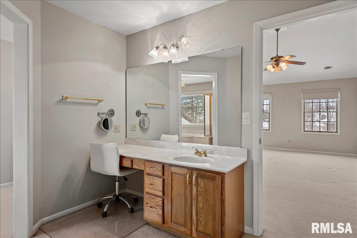 6401 Raintree Place Springfield, IL 62712 - Photo 35 of 58