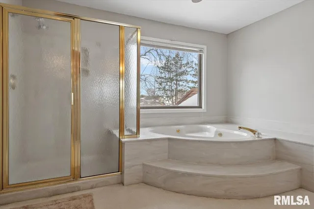 $459,000 | 6401 Raintree Place, Springfield, IL 62712