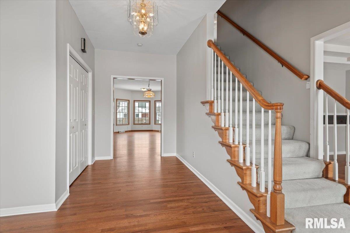 6401 Raintree Place Springfield, IL 62712 - Photo 4 of 58