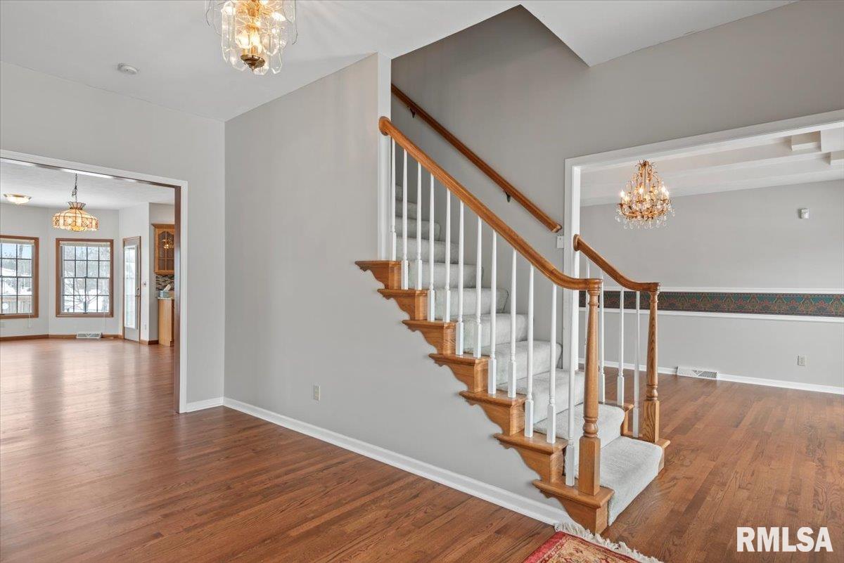 6401 Raintree Place Springfield, IL 62712 - Photo 5 of 58