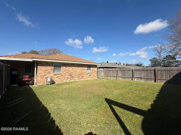 $1,300 | 109 Yvonne Street, Broussard, LA 70518