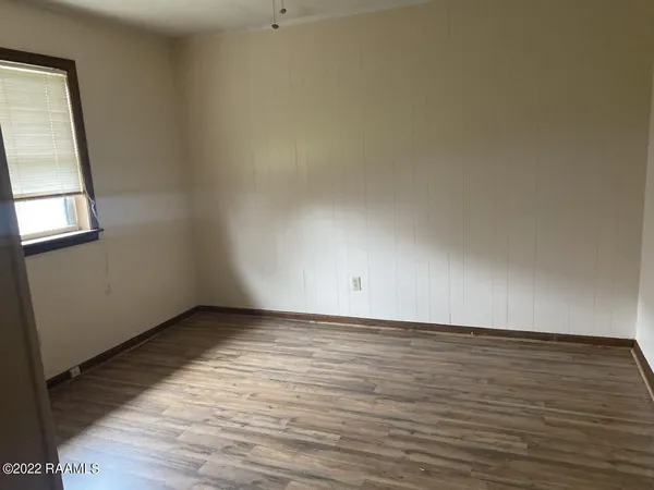 $1,300 | 109 Yvonne Street, Broussard, LA 70518