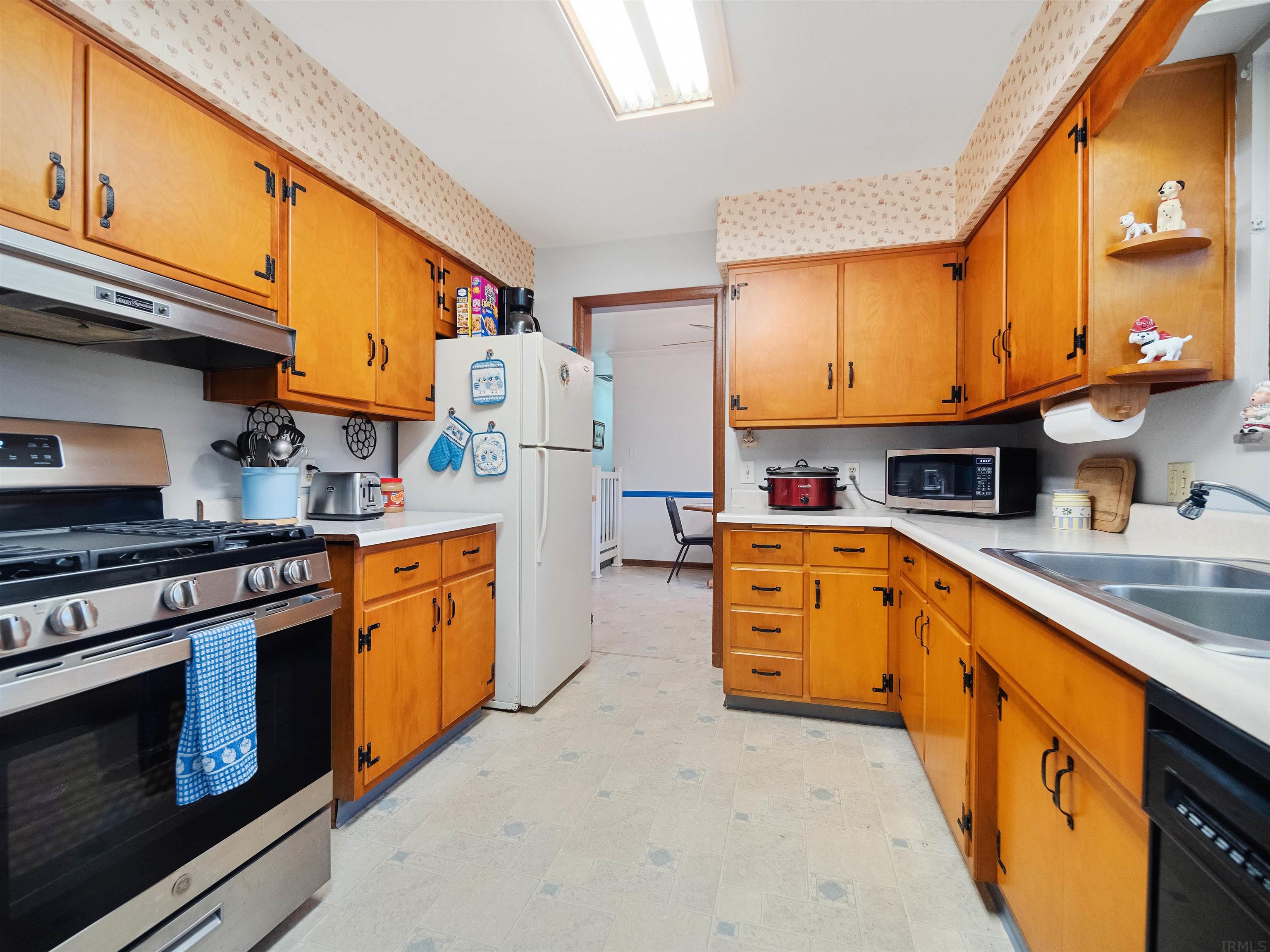 9556 Manor Woods Road Fort Wayne, IN 46804 - Photo 16 of 35 Gallery Image 16