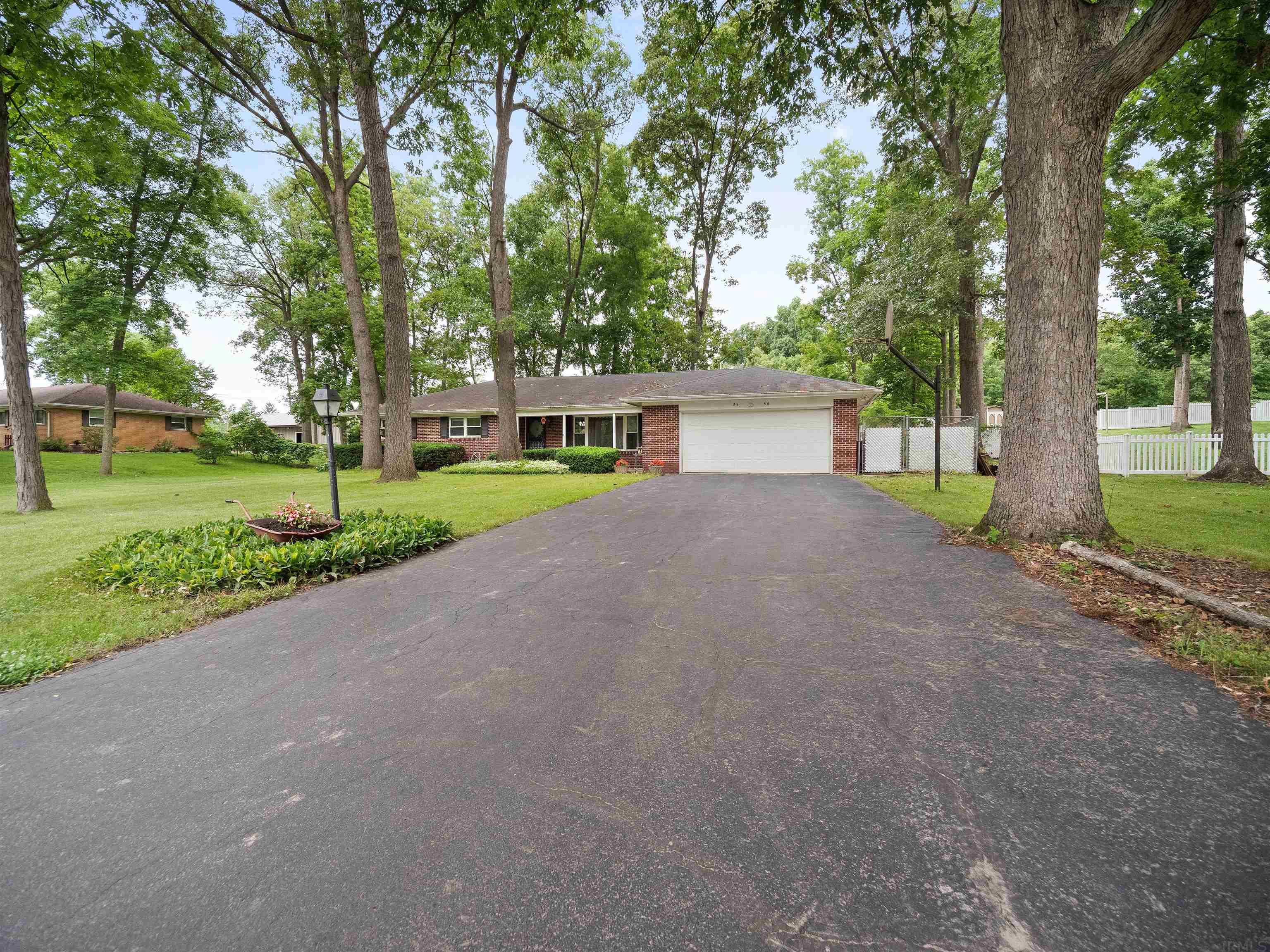 9556 Manor Woods Road Fort Wayne, IN 46804 - Photo 2 of 35 Gallery Image 2