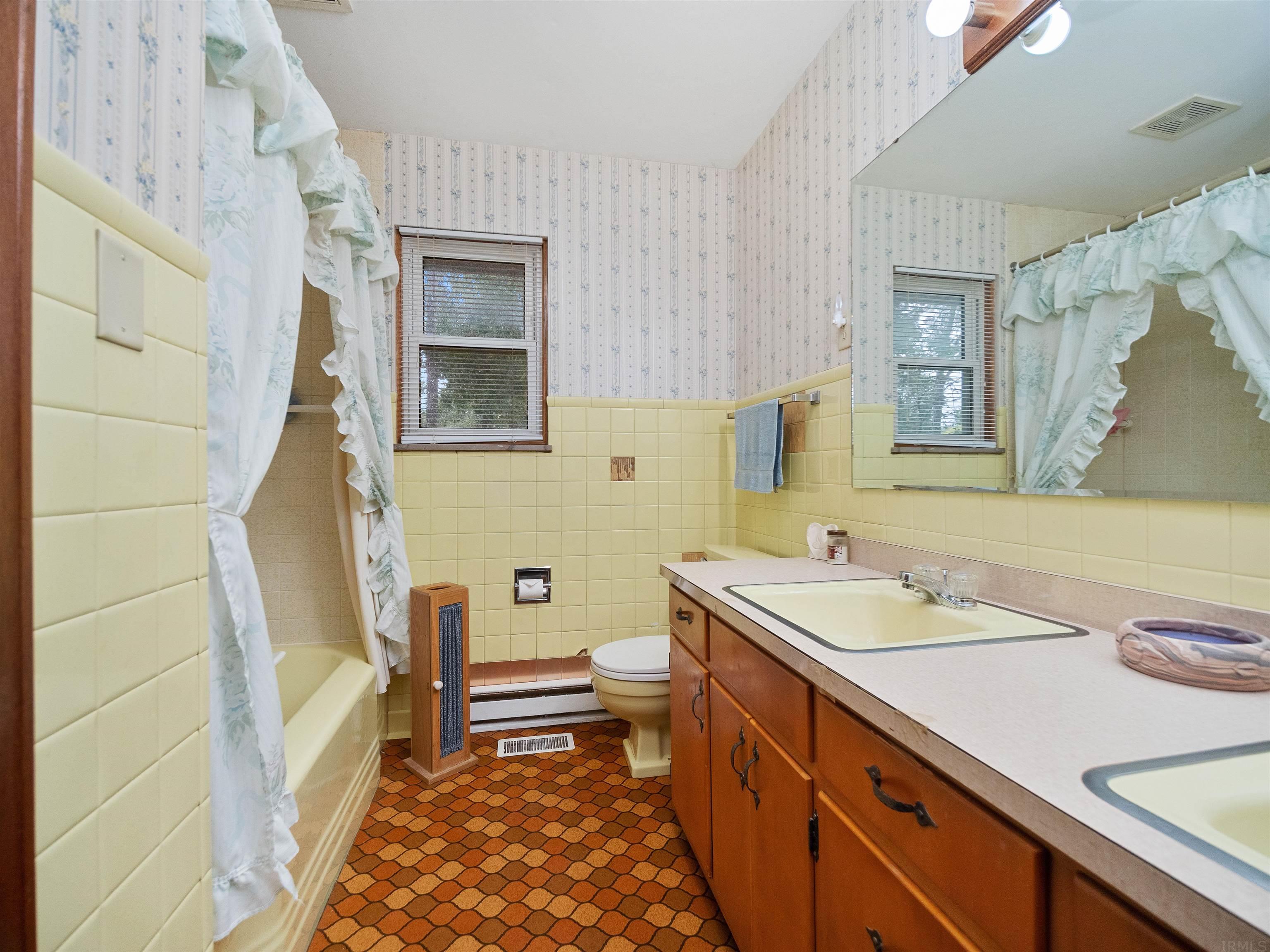 9556 Manor Woods Road Fort Wayne, IN 46804 - Photo 26 of 35 Gallery Image 26