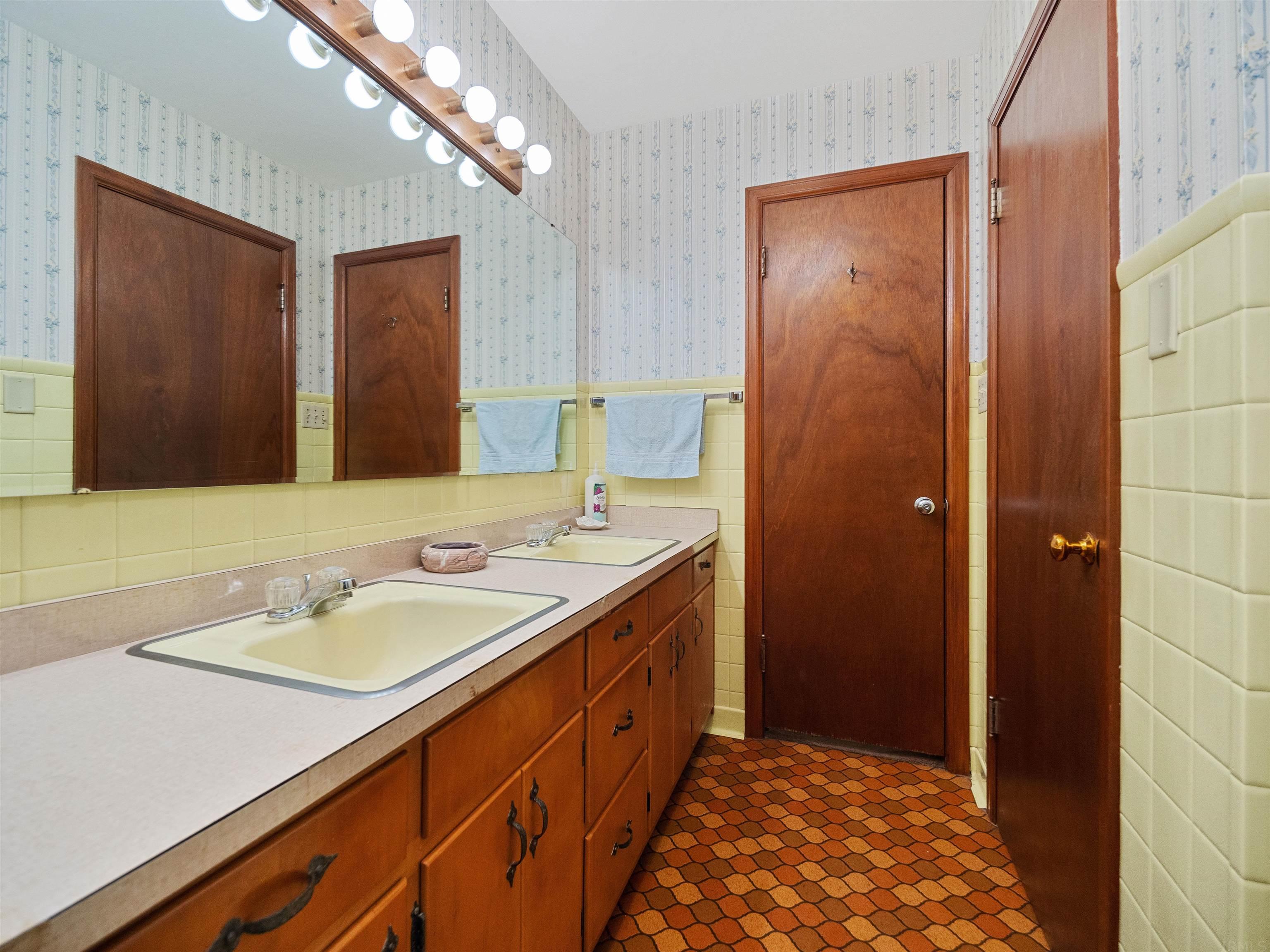 9556 Manor Woods Road Fort Wayne, IN 46804 - Photo 27 of 35 Gallery Image 27