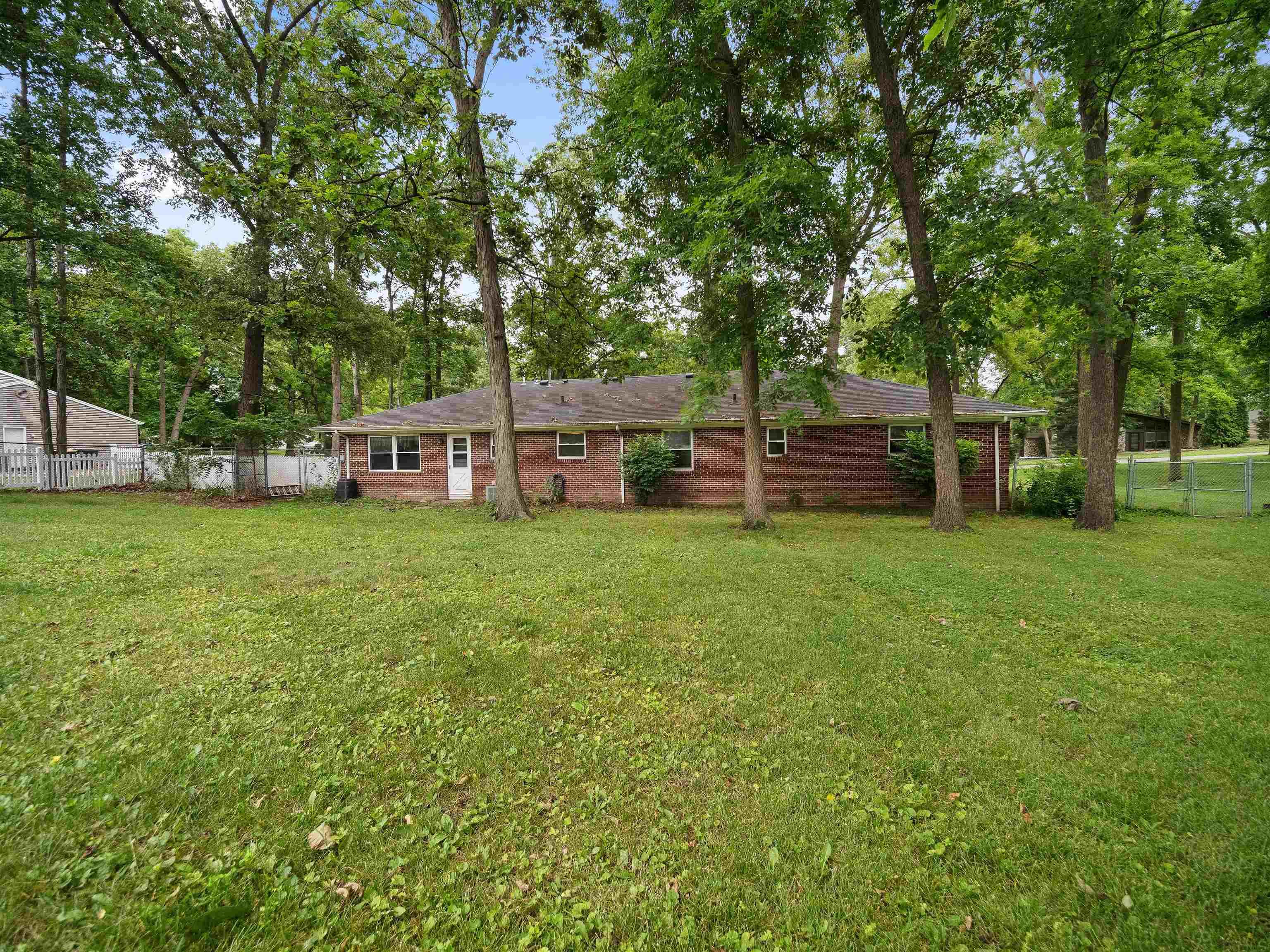9556 Manor Woods Road Fort Wayne, IN 46804 - Photo 32 of 35 Gallery Image 32