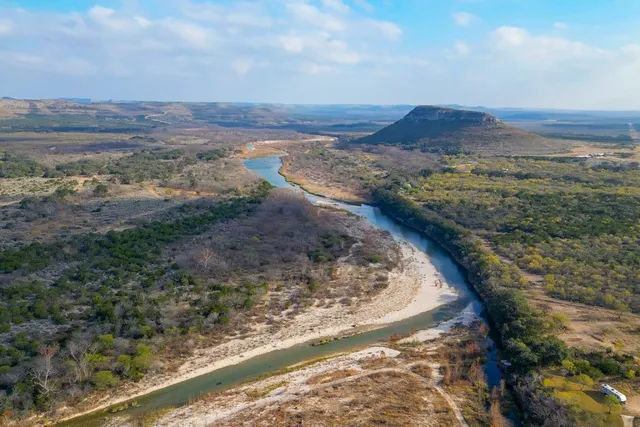 $150,000 | Undisclosed Address, Uvalde, TX 78801