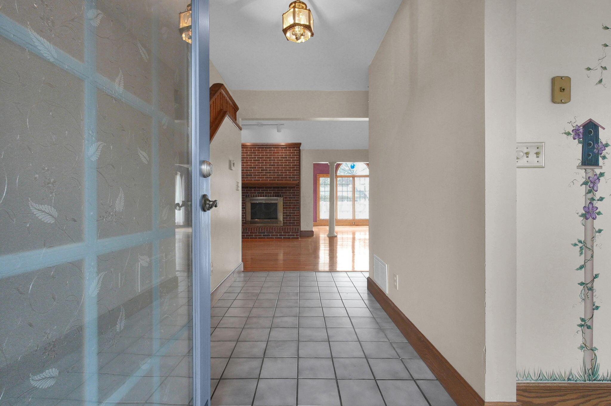 776 South Hampton Road Newark, OH 43055 - Photo 5 of 43 5-web-or-mls-776-s-hampton-rd