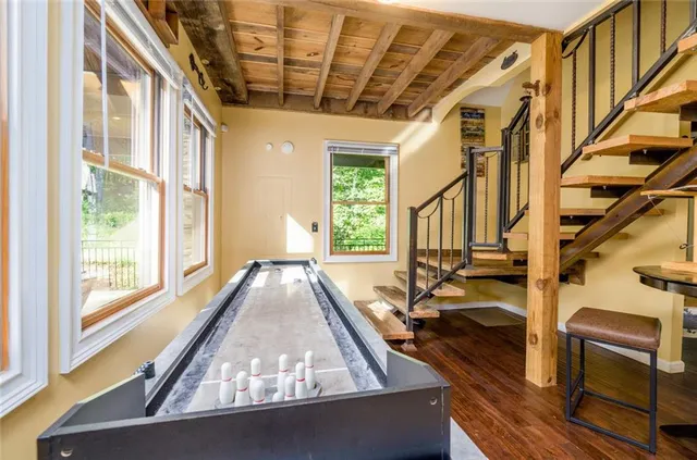 a view of an entryway