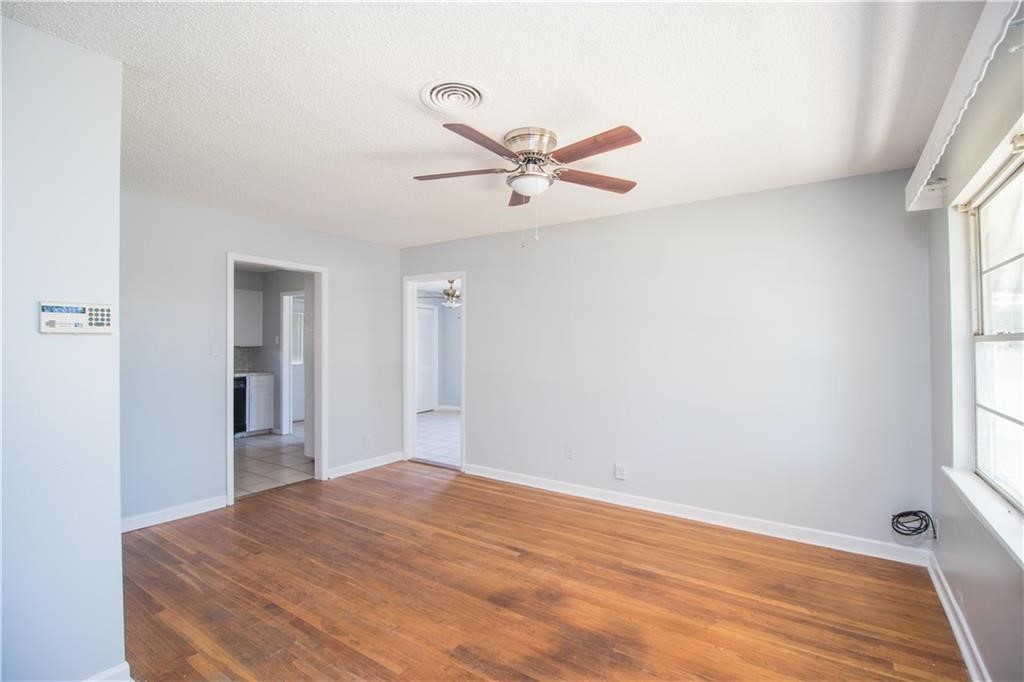 4829 Edith Street Corpus Christi, TX 78411 - Photo 2 of 12