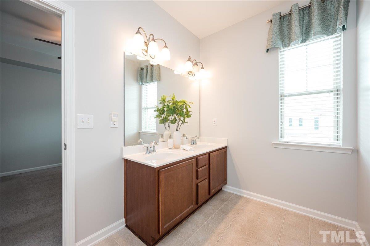 8318 Niayah Way Raleigh, NC 27612 - Photo 16 of 25 Gallery Image 16