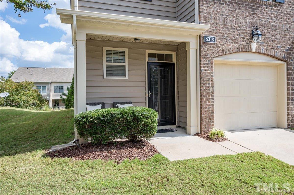 8318 Niayah Way Raleigh, NC 27612 - Photo 4 of 25 Gallery Image 4