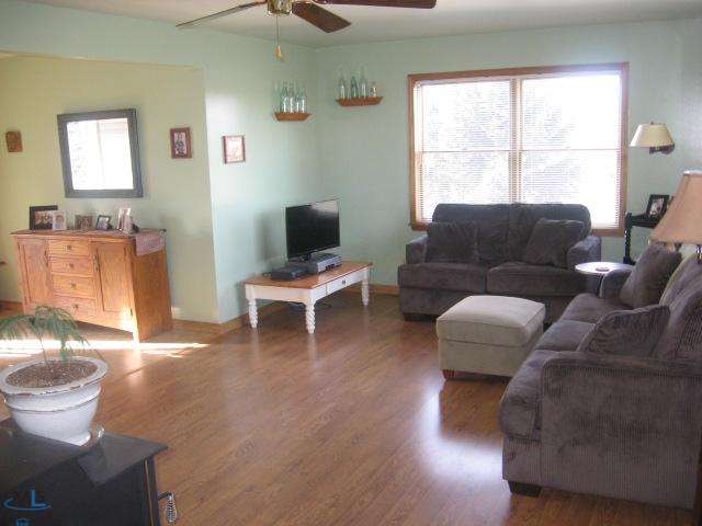 7814 Wildcat Road Croswell, MI 48422 - Photo 7 of 30 31137158-6.JPG