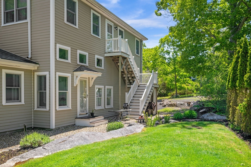 9 Oxford Road Gloucester, MA 01930 - Photo 22 of 41