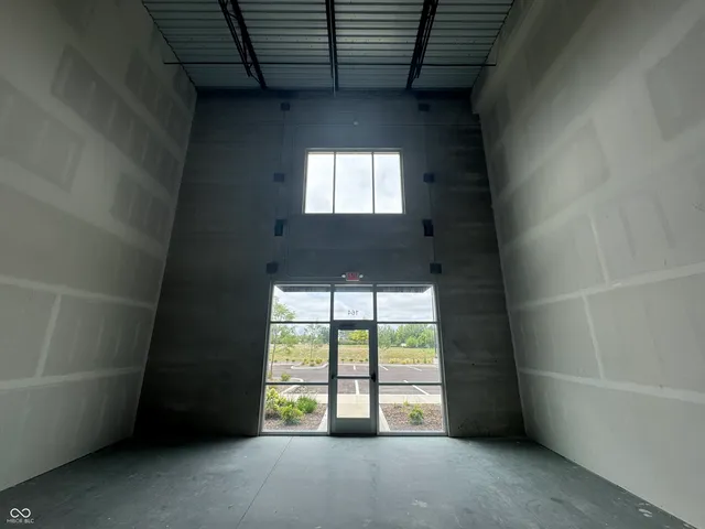 $4,270 | 14226 Bergen Boulevard, Unit 156, Noblesville, IN 46060