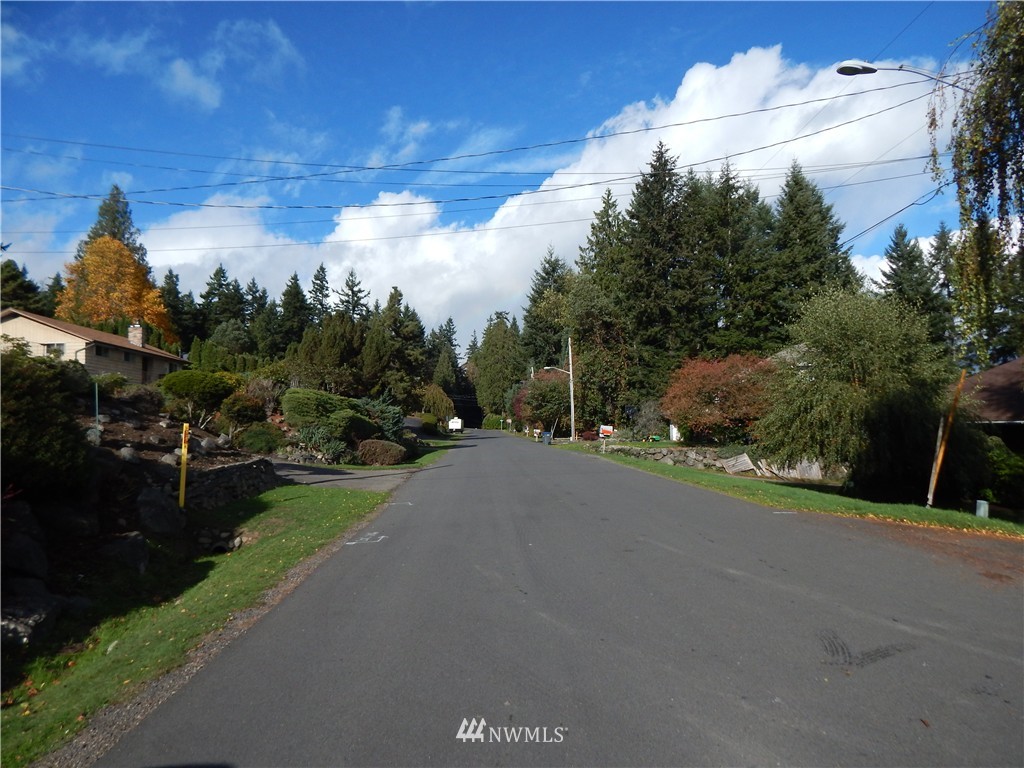 3220 Ridgeview Drive Northeast Bremerton, WA 98310 - Photo 23 of 25 Gallery Image 23