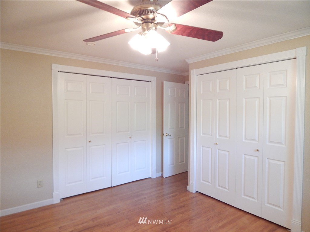 3220 Ridgeview Drive Northeast Bremerton, WA 98310 - Photo 8 of 25 Gallery Image 8