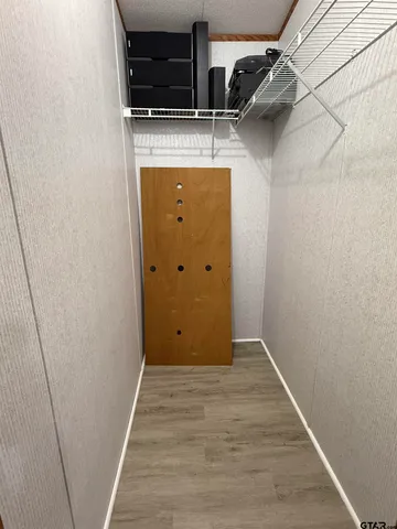 a view of a storage & utility room