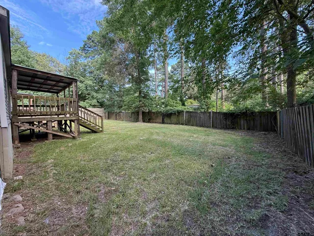 $145,900 | 115 Knotty Pine Drive, Chandler, TX 75758