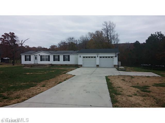 3165 New Cut Road Lexington, NC 27292 - Photo 6 of 16 Exterior Front.