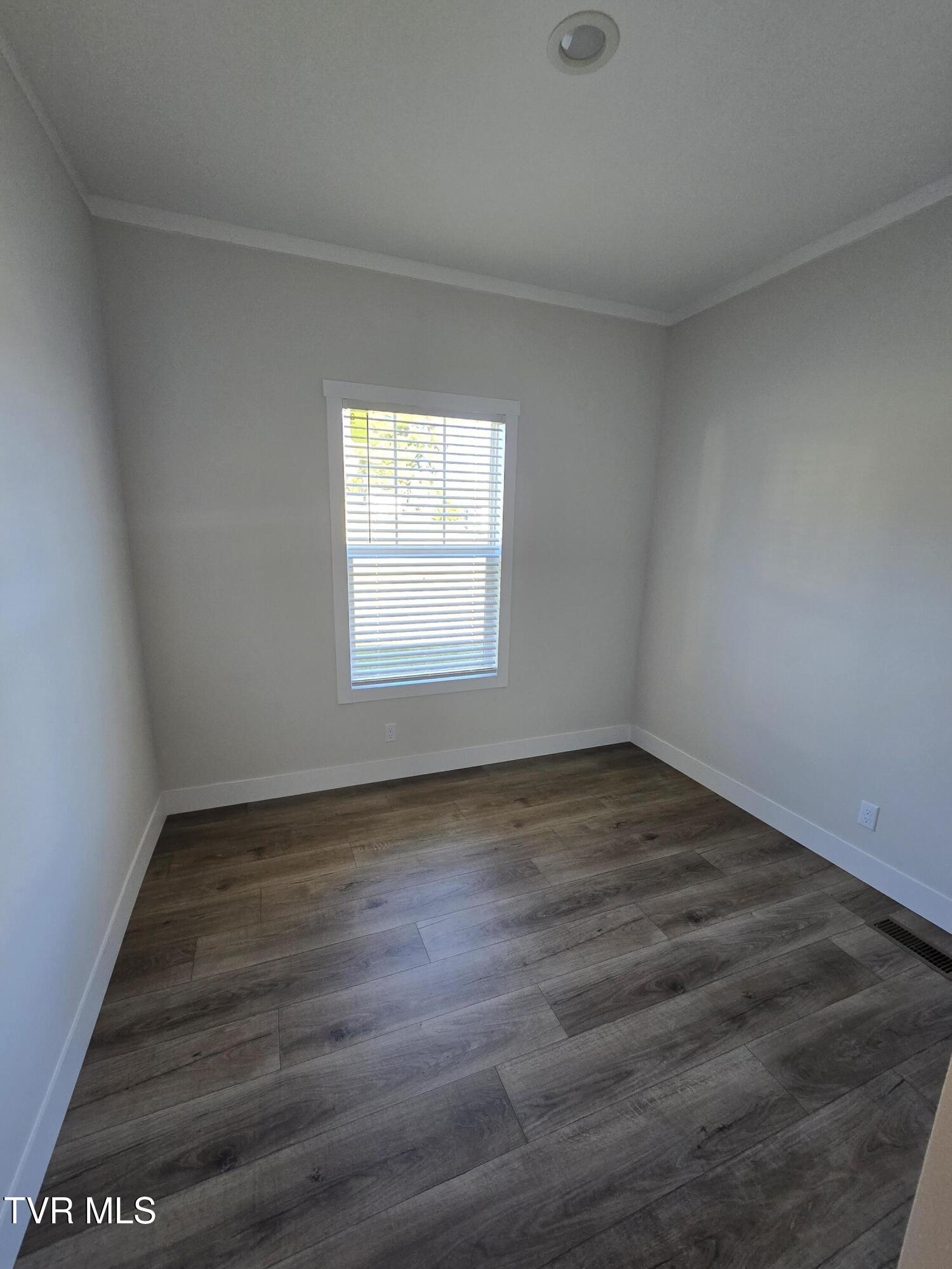 2208 Oak Street, Unit 3 Gray, TN 37615 - Photo 16 of 22 20251123_135749