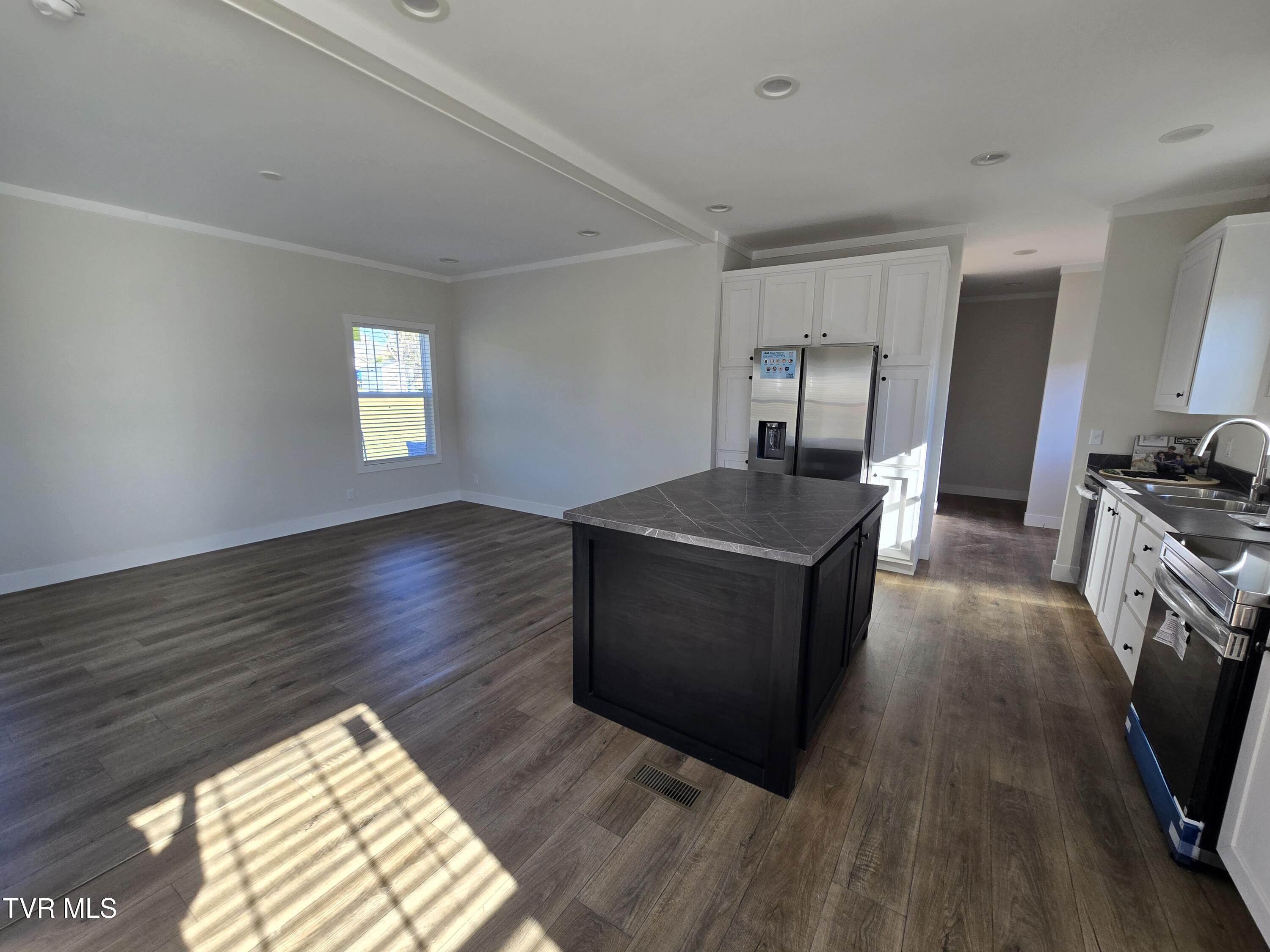 2208 Oak Street, Unit 3 Gray, TN 37615 - Photo 8 of 22 20251123_135649