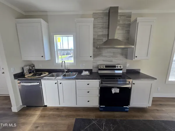 $2,000 | 2208 Oak Street, Unit 3, Gray, TN 37615