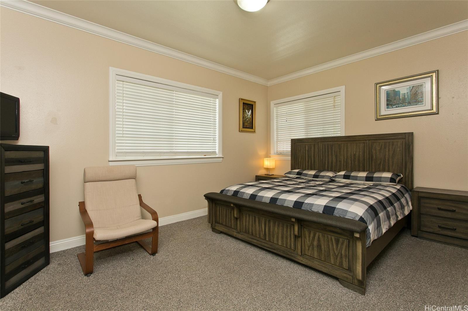 92-313 Hookili Place Kapolei, HI 96707 - Photo 16 of 22 Upstairs bedroom