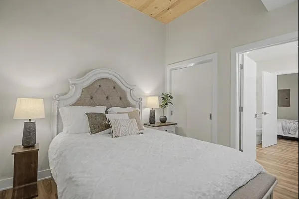 $975,000 | 901 Adelaide Circle, Unit 602, Muskegon, MI 49441