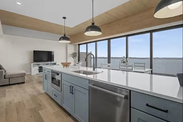 $975,000 | 901 Adelaide Circle, Unit 602, Muskegon, MI 49441