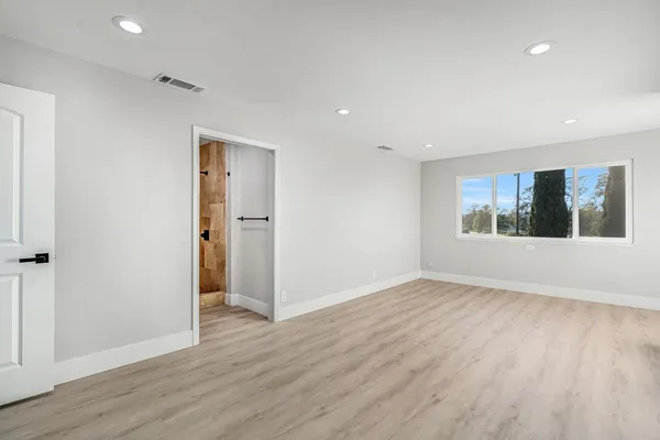 $639,950 | 28718 Auberry Road, Prather, CA 93651