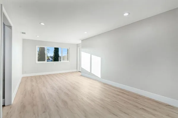 $639,950 | 28718 Auberry Road, Prather, CA 93651