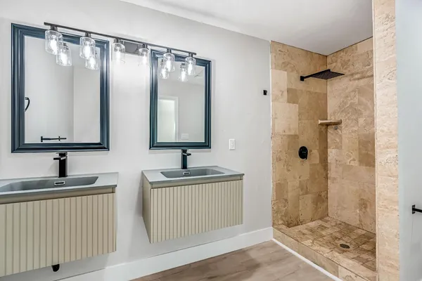 $639,950 | 28718 Auberry Road, Prather, CA 93651