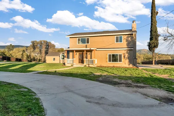 $639,950 | 28718 Auberry Road, Prather, CA 93651